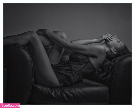 Ksenia Wegner ポルノスター ヌード 写真