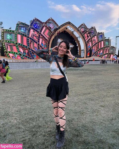 大学生カップルのオンリーファンズ 美しいポルノ 画像