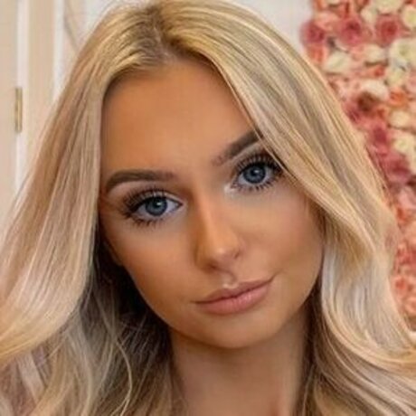 Mimi Malthouse UK かわいいモデル ギャラリー