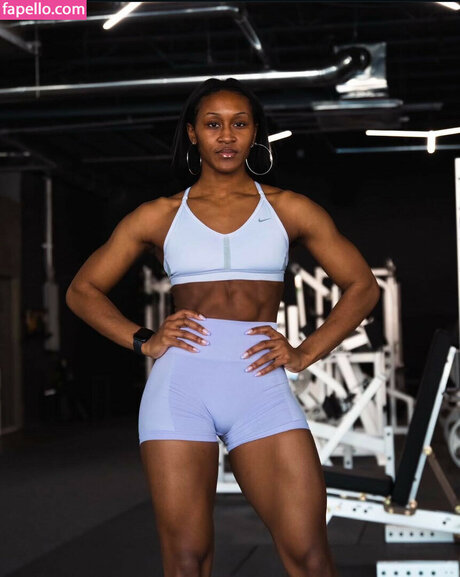 Tiara Howard 美しいモデル 画像