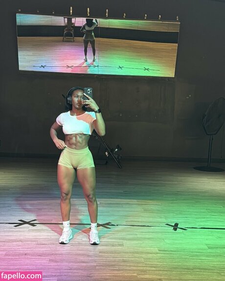 Tiara Howard 可愛い女優 写真