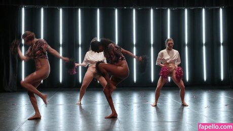 Sunayana Shetty エロティック女優 画像