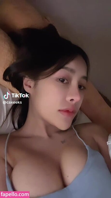 黒檀の巨乳オンリーファンズ えろた アーカイブ