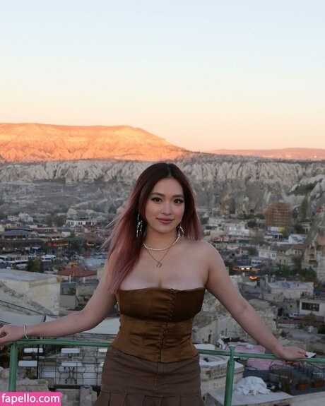 holly shu_ アートポルノスター 写真