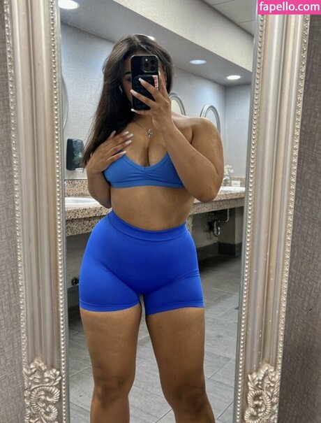 A vriell ポルノスター トップ 写真