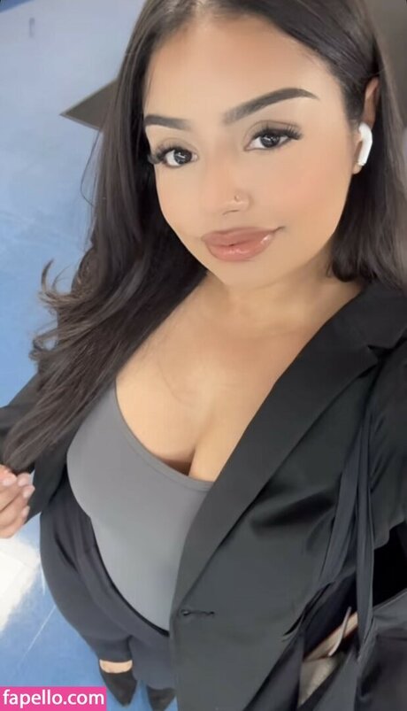 A vriell セクシー女優 写真