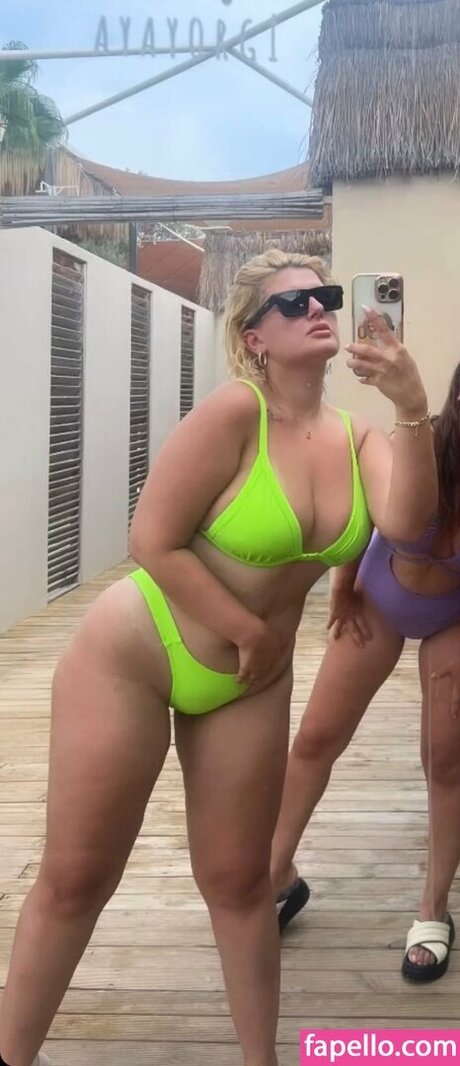 Beg m Polat 美しいスター ギャラリー