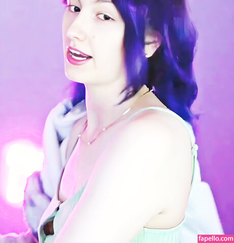 Rayactions エロティックなスター 写真