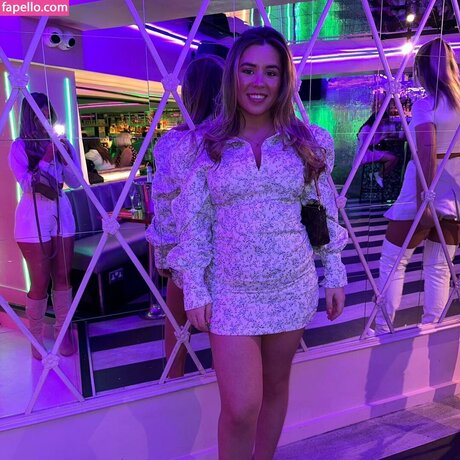 Sophie Williams セクシーなポルノスター 画像