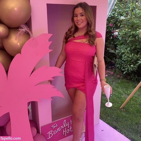 Sophie Williams ヌードモデル アーカイブ