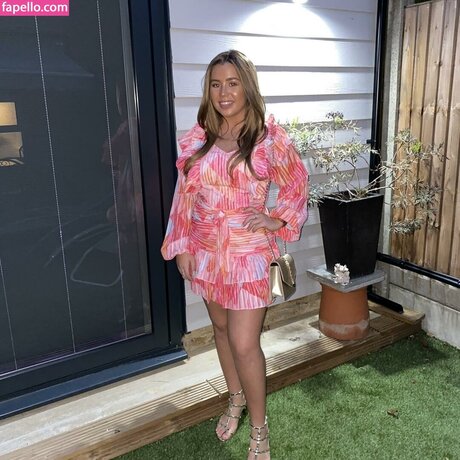 毛深い足のOnlyFans ホットセクシー 画像