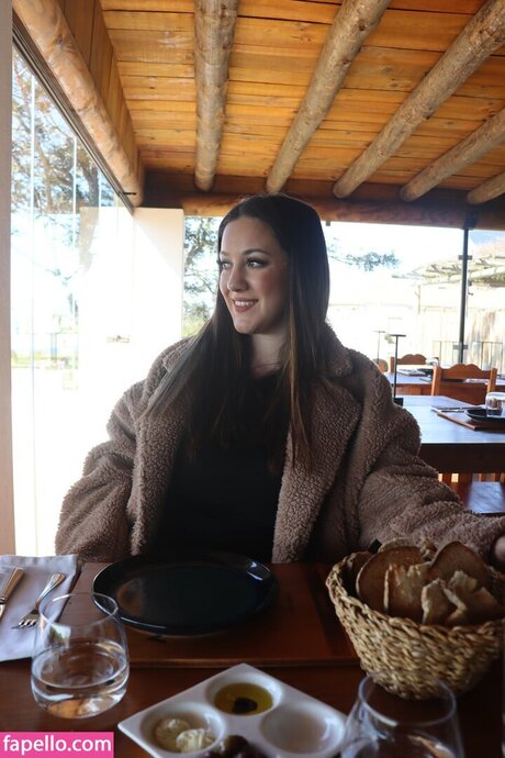 micaelapinela ヌードモデル 写真