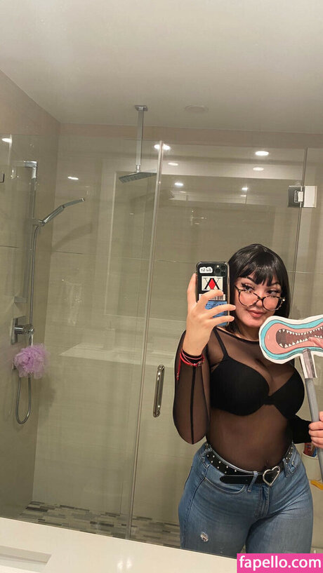 ghouluvr ポルノスター セクシー 画像