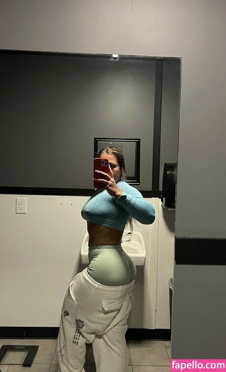 手コキ 主観視点 オンリーファンズ 美しいxxx 画像