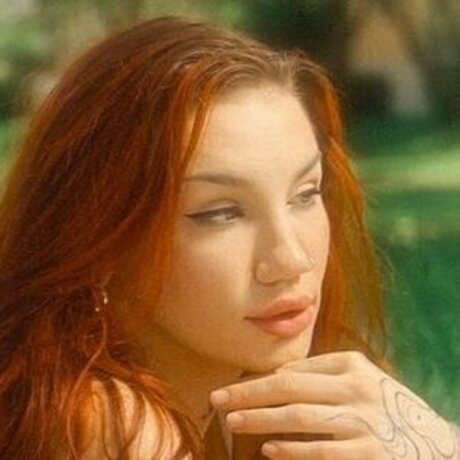 itznovacane トップスター 写真