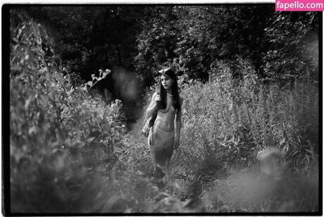 クリスマスヌードOnlyFans アートヌード 写真