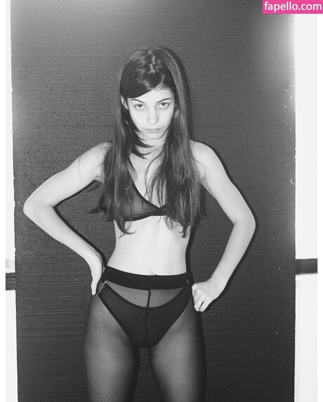 Tanya Asmodeus アダルト女優 写真