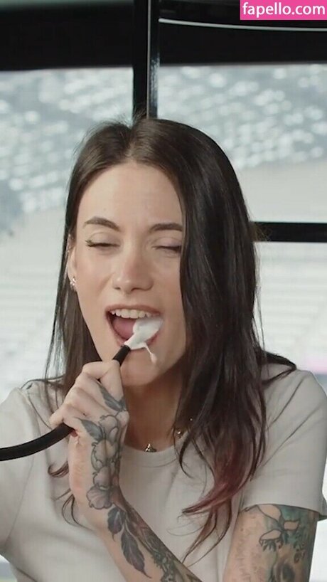 maghla_ 限定モデル 写真