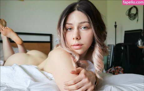 Maya Rue xxxスター ギャラリー