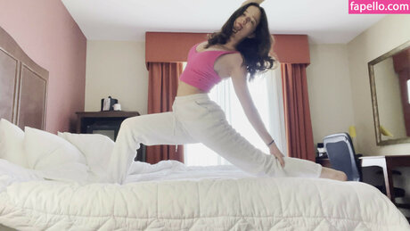 熟女のおまんこオンリーファンズ 裸 写真