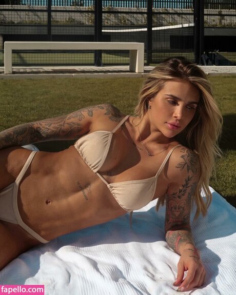 Bruna Rotta ホットなモデル ギャラリー