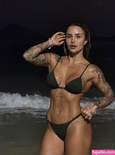 Bruna Rotta セックスモデル ギャラリー