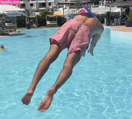 Santaolalla トップモデル 写真