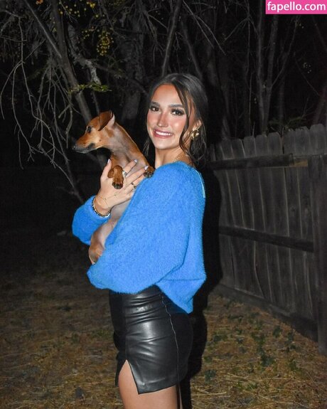 ミニドレス OnlyFans 無料 アーカイブ