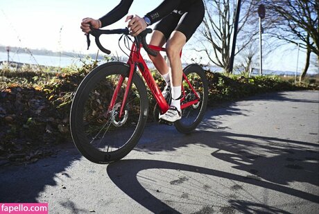 厚い黒檀オンリーファンズ 可愛い 写真