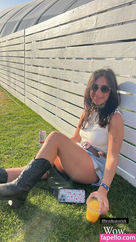 Brooke Averick ホットなスター 画像