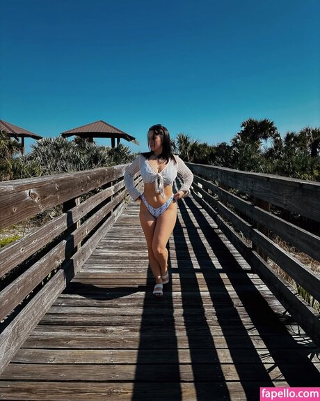 Sierra Elizabeth ヌードスター アーカイブ