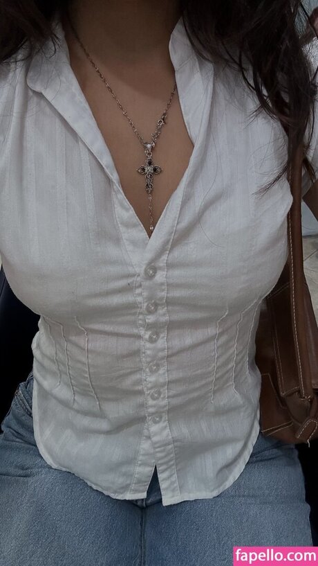 Om4ly XXXモデル 写真