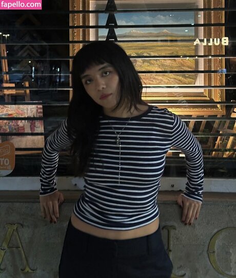 BBWキティOnlyFans アート裸 画像