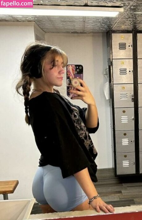 abigoodgains ヌードのポルノスター 写真