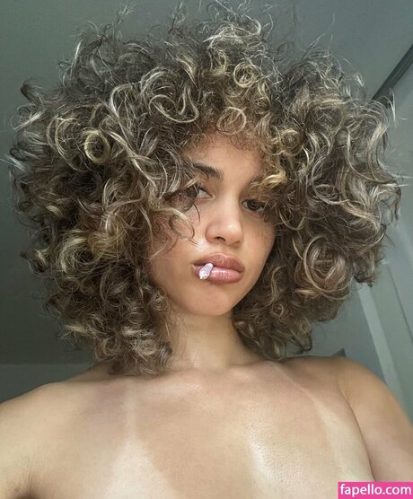 Maleigh Zan ヌードのポルノスター 写真