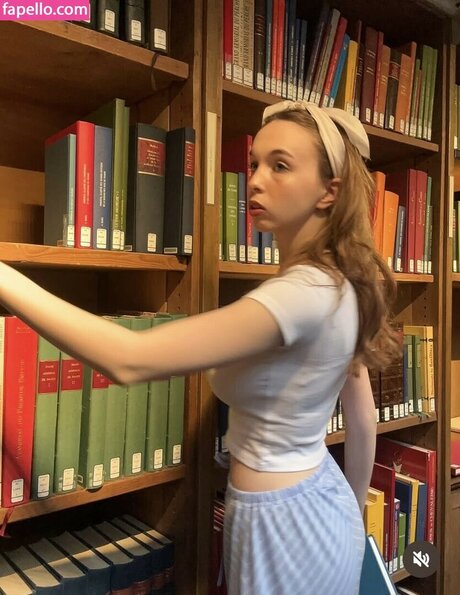 プリティオンリーファンズ セクシーヌード ギャラリー