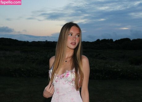 黒いお尻のオンリーファンズ アートポルノ ギャラリー