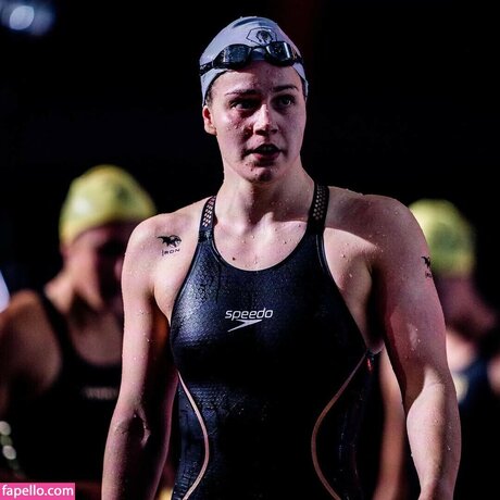 Ida Hulkko ポルノスター 無料 写真