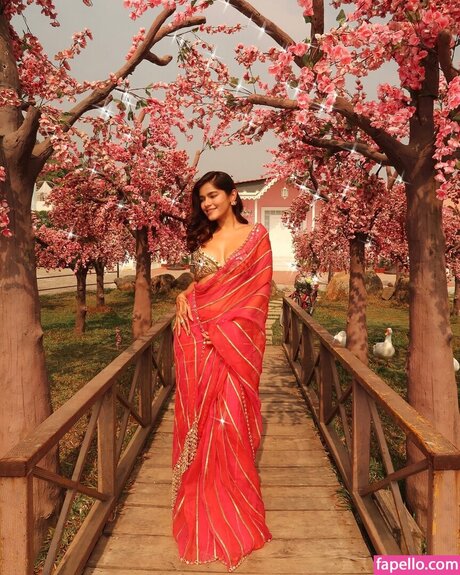 赤毛の熟女オンリーファンズ 無料セクシー 画像