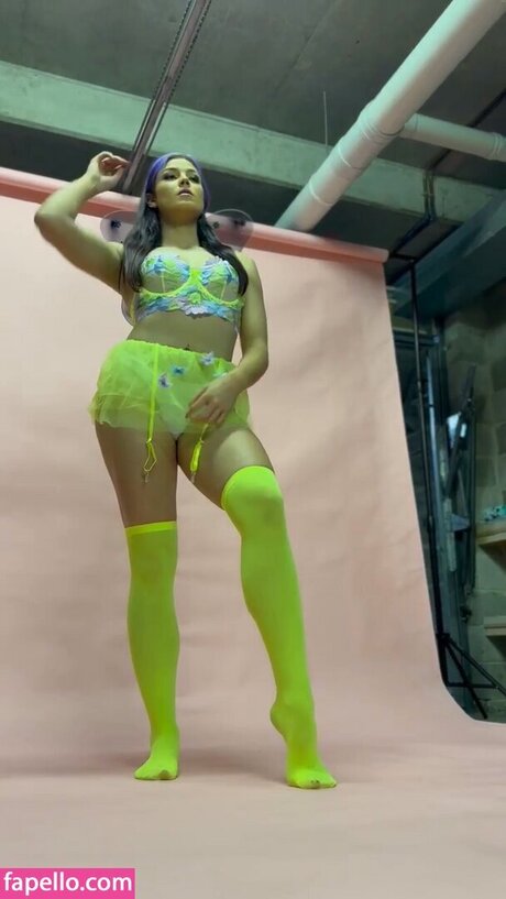 Lena Kross 独占女優 写真