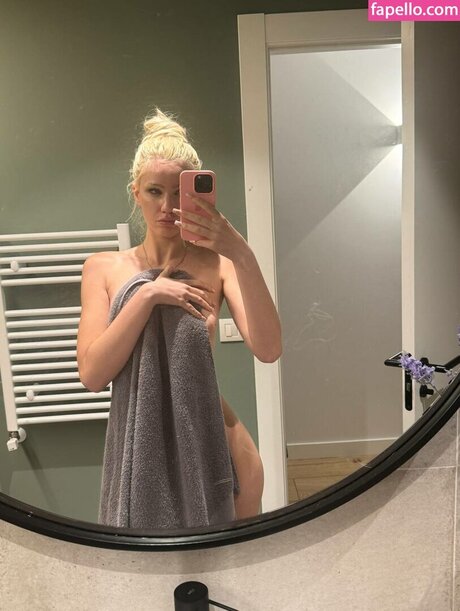 anxisbxllxrd xxxポルノスター 写真