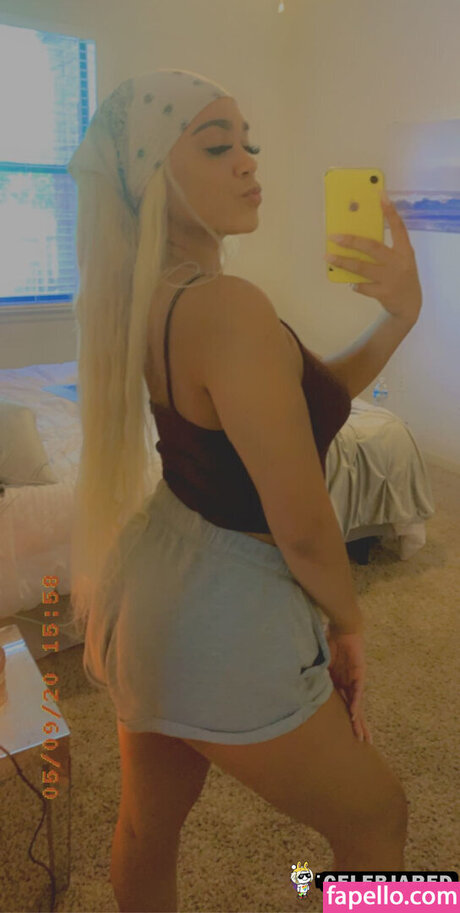 Indolysia Alford 美しいモデル 写真