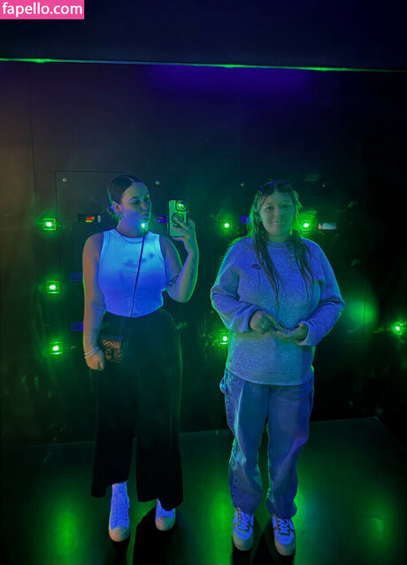 maddiewort_ ヌード女優 ギャラリー