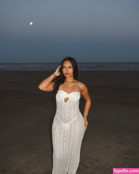 Aracelyanahiii アダルト女優 写真