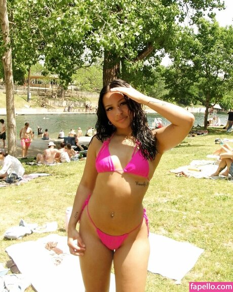 Aracelyanahiii 美しい女優 ギャラリー