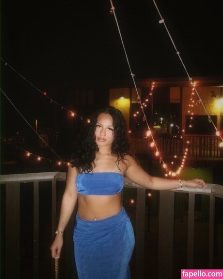 Aracelyanahiii アダルトモデル 写真