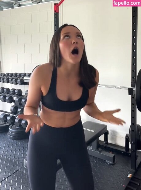 ウェブカメラ オンリーファンズ トップ 写真