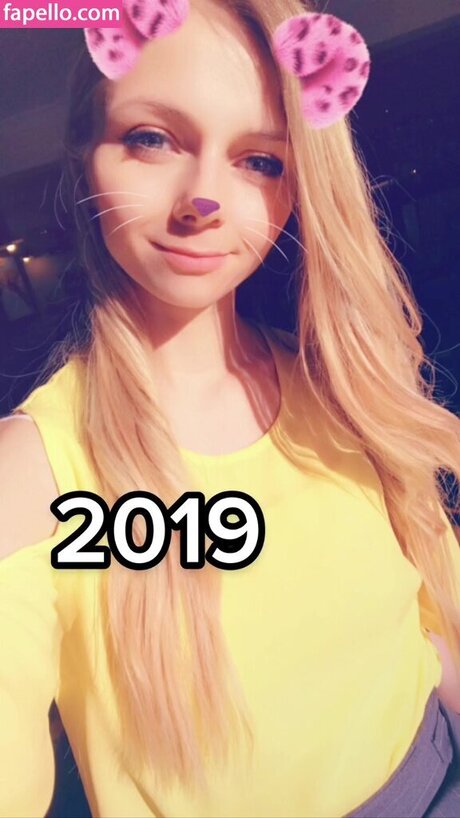 SmileyDani158 アートモデル 画像