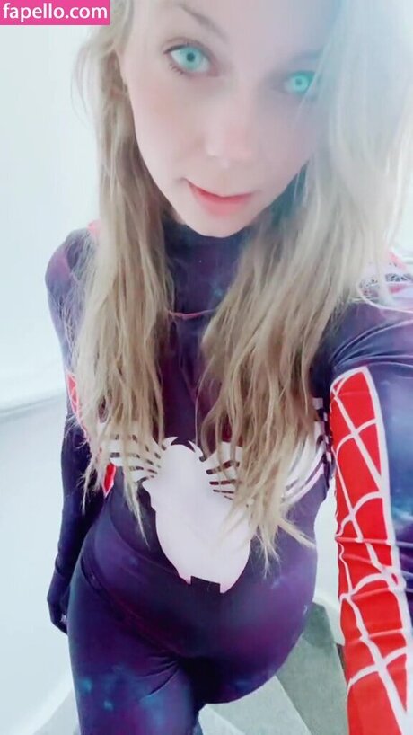 黒人フェムボーイオンリーファンズ アートポルノ 画像