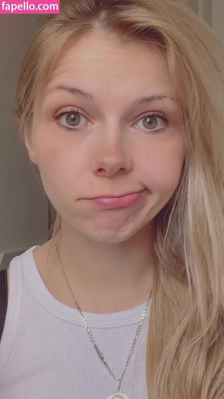 SmileyDani158 かわいいスター 写真